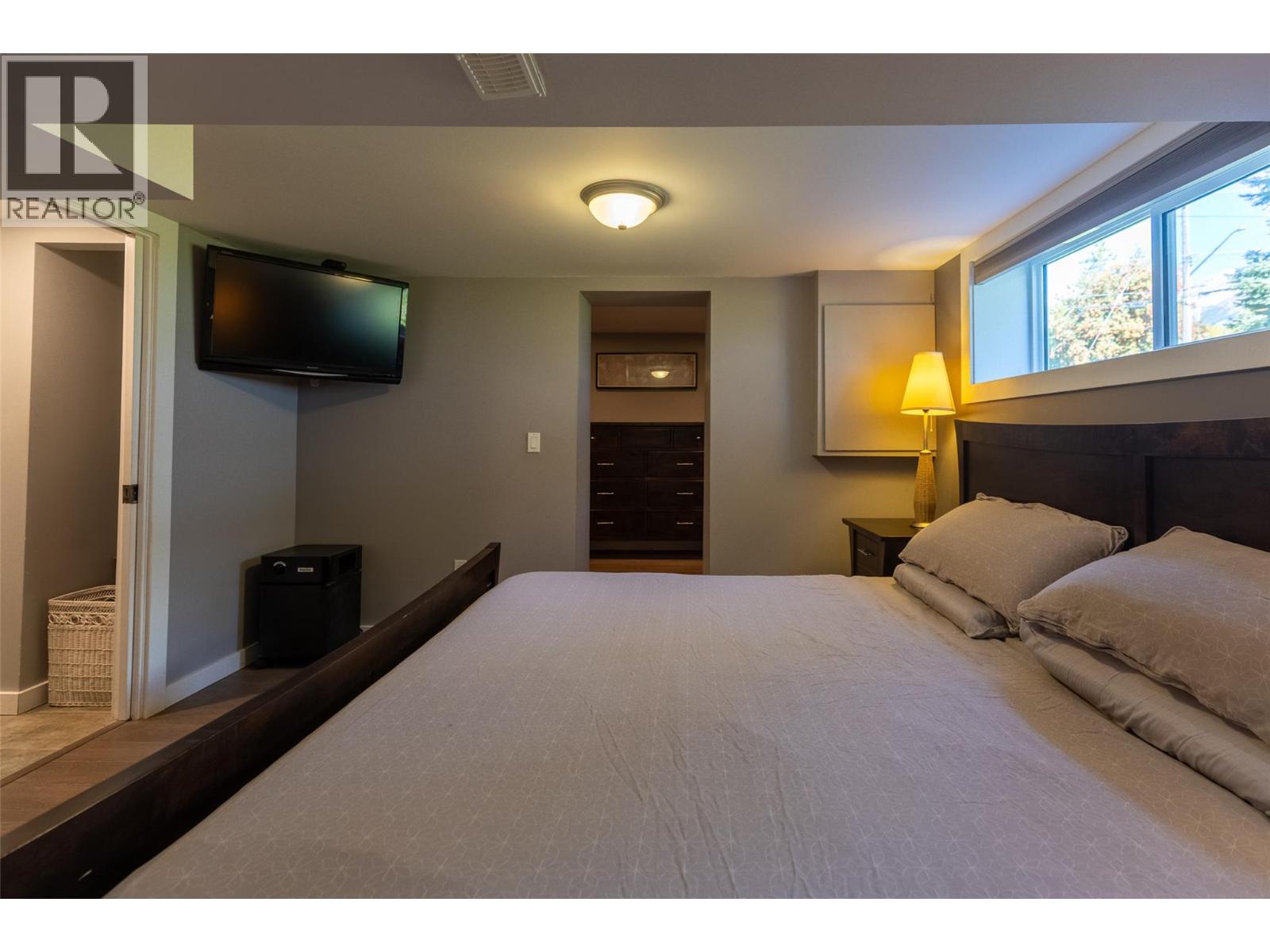 862 11th Avenue, Fernie