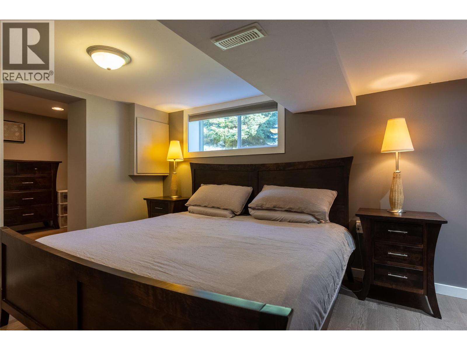 862 11th Avenue, Fernie