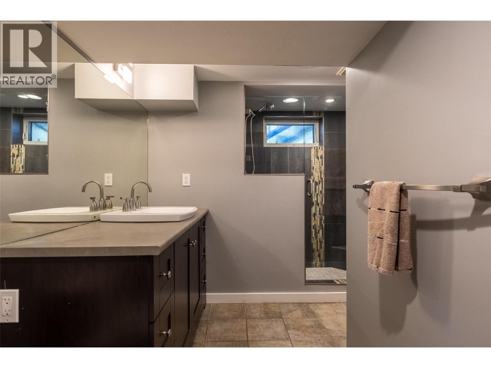 862 11th Avenue, Fernie