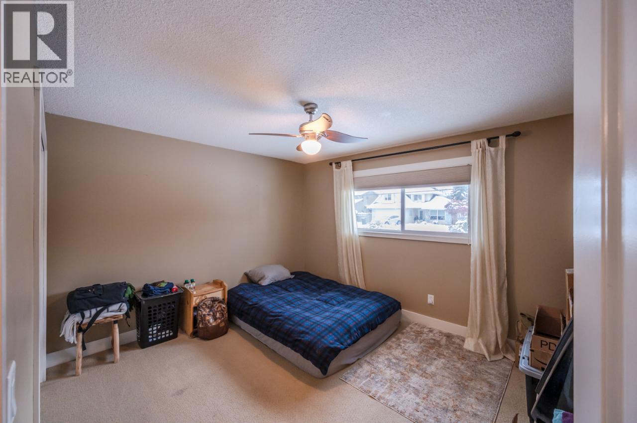 668 TOZER Avenue, Kelowna