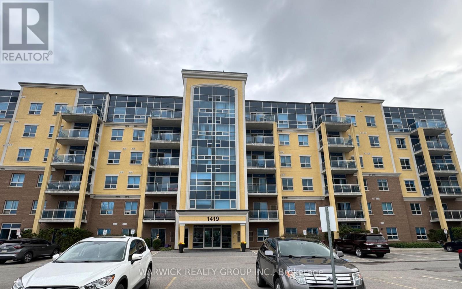 605 - 1419 COSTIGAN ROAD