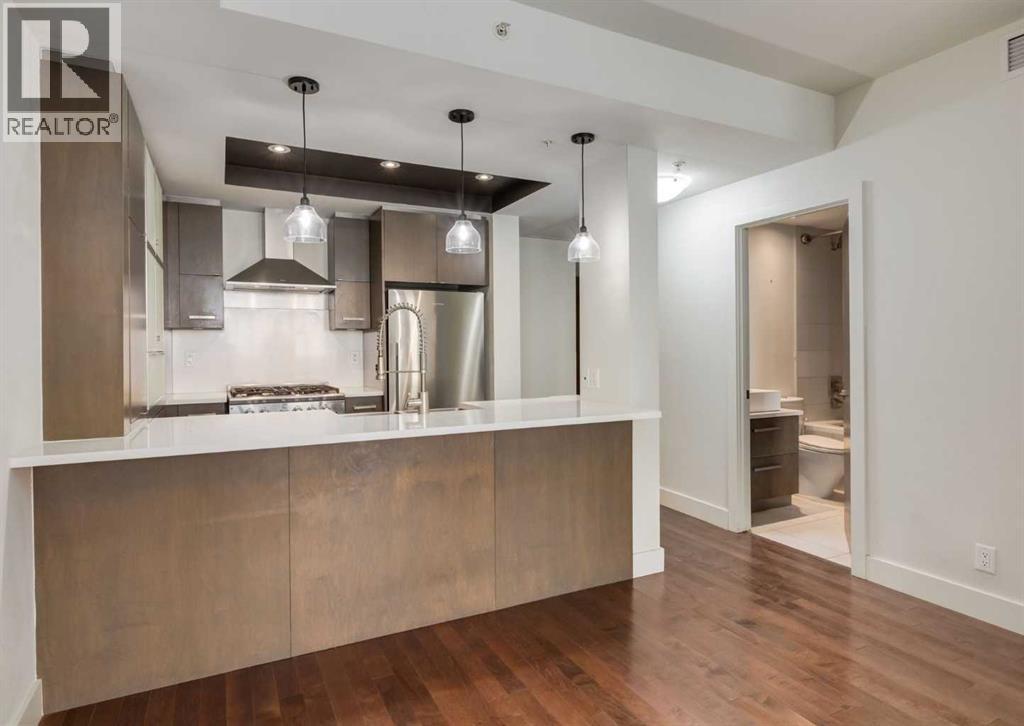 Single Family House for Sale in   Shawnee Hill SW Shawnee Slopes Calgary 