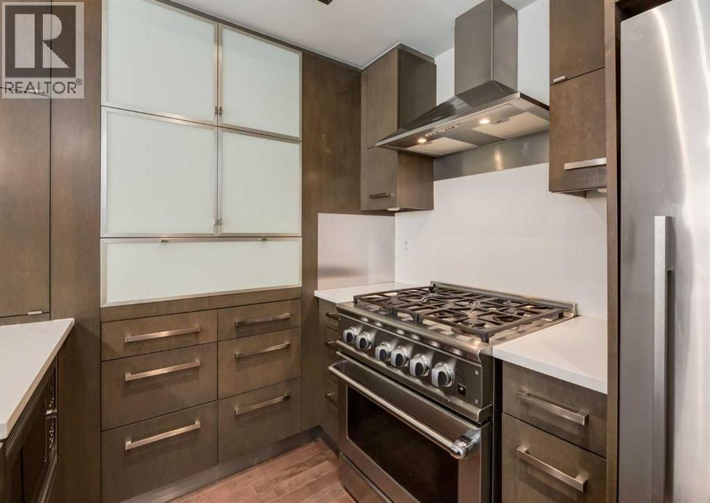 Single Family House for Sale in   Shawnee Hill SW Shawnee Slopes Calgary 