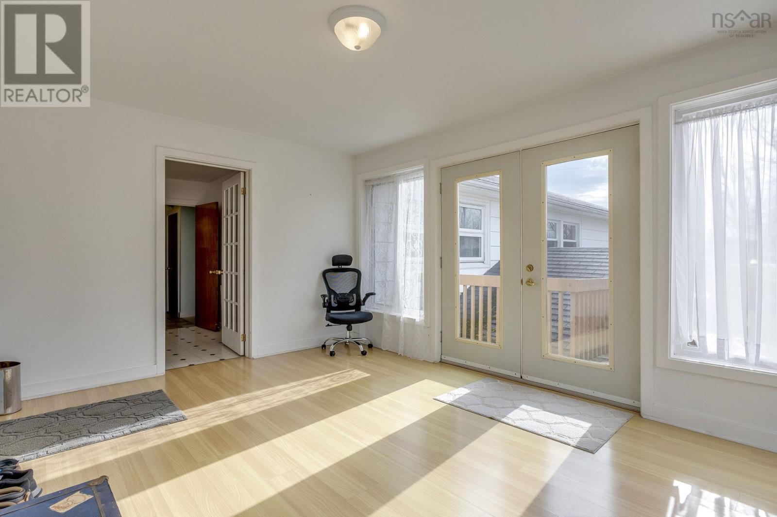 Property 31 of 41 of 139 Main Street