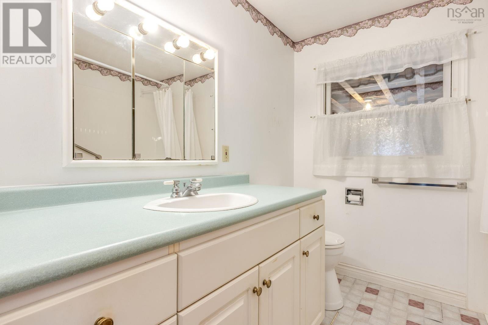 Property 13 of 41 of 139 Main Street