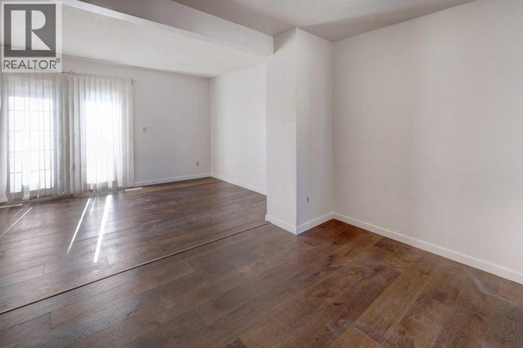 Single Family House for Sale in   Whitnel Court NE Whitehorn Calgary 