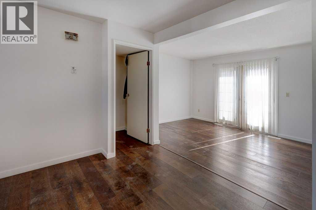 Single Family House for Sale in   Whitnel Court NE Whitehorn Calgary 