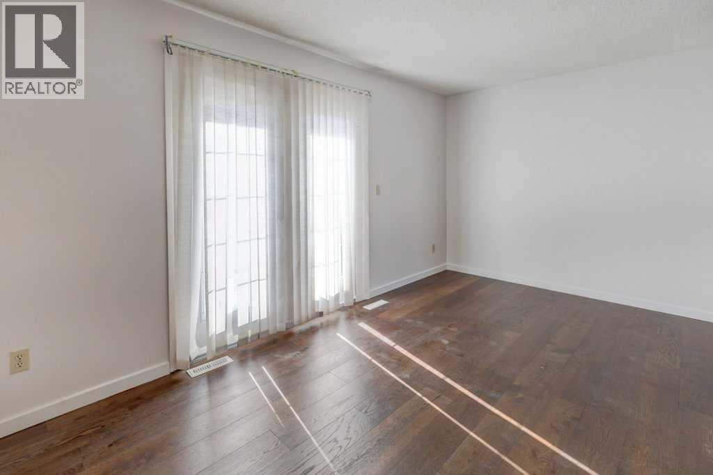 Single Family House for Sale in   Whitnel Court NE Whitehorn Calgary 