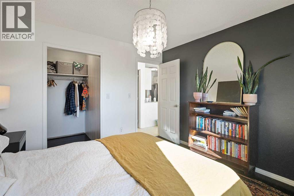 Single Family House Bi-level for Sale in  Castlebrook Way NE Castleridge Calgary 