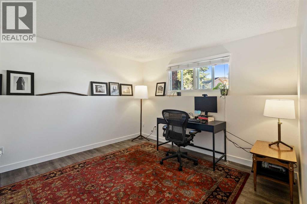 Single Family House Bi-level for Sale in  Castlebrook Way NE Castleridge Calgary 