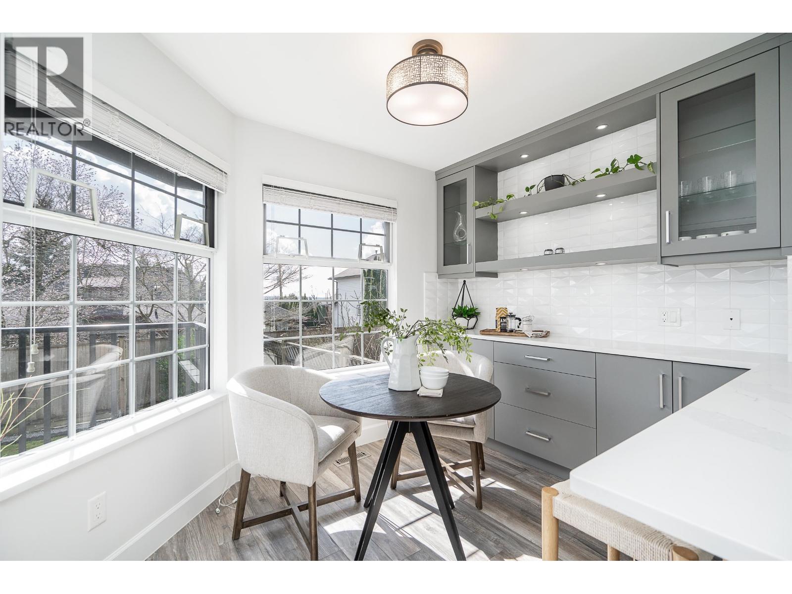 1120 HACHEY AVENUE, Coquitlam