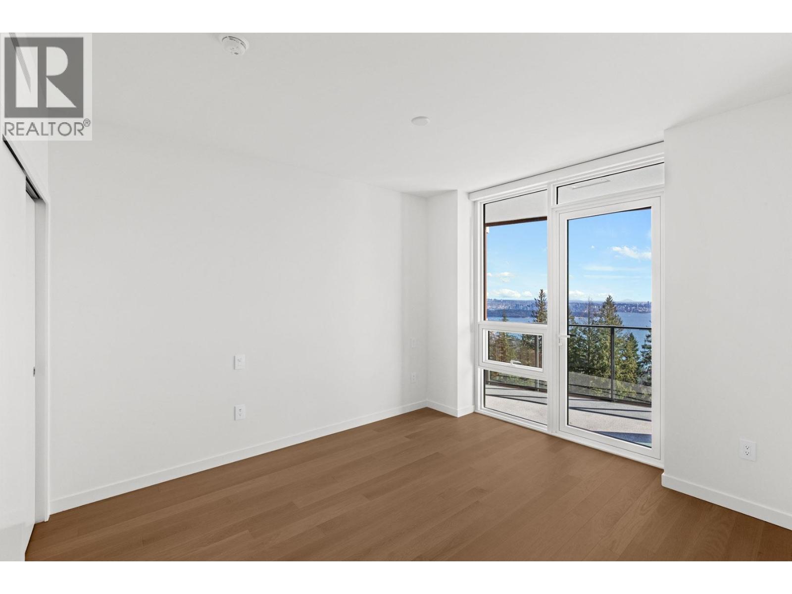 802 3963 UPLANDS WAY, West Vancouver