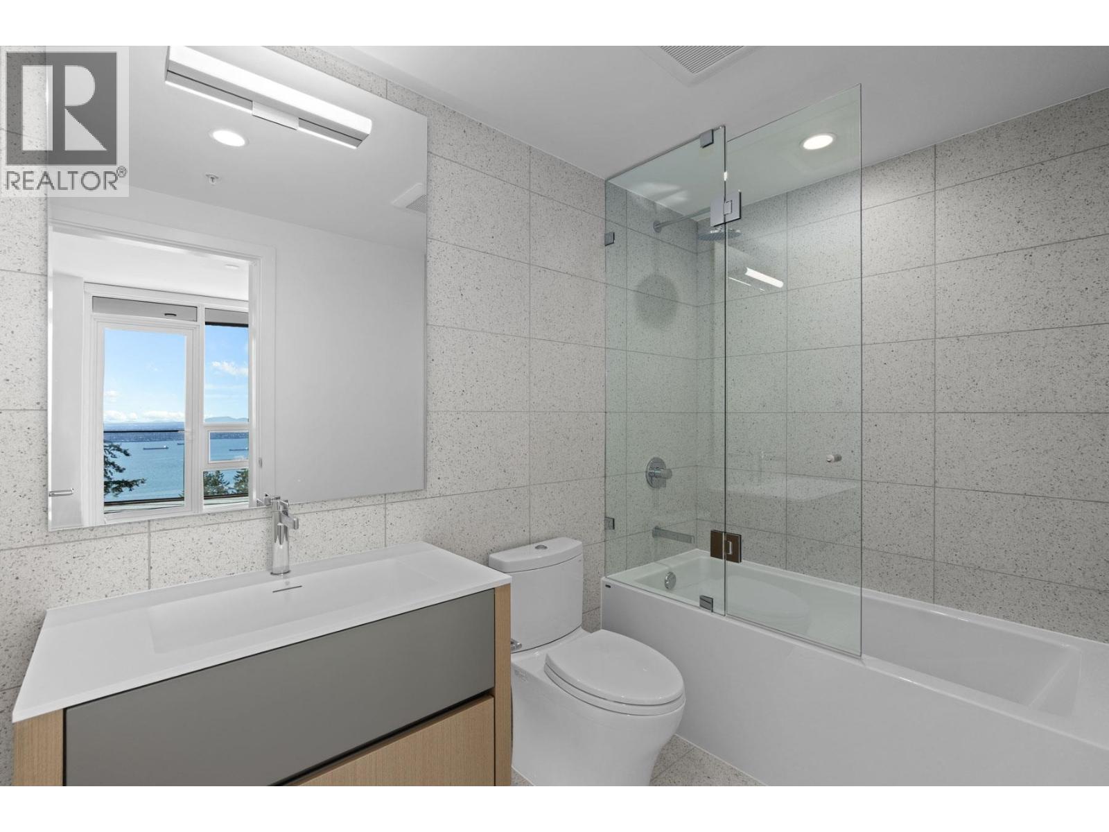 802 3963 UPLANDS WAY, West Vancouver