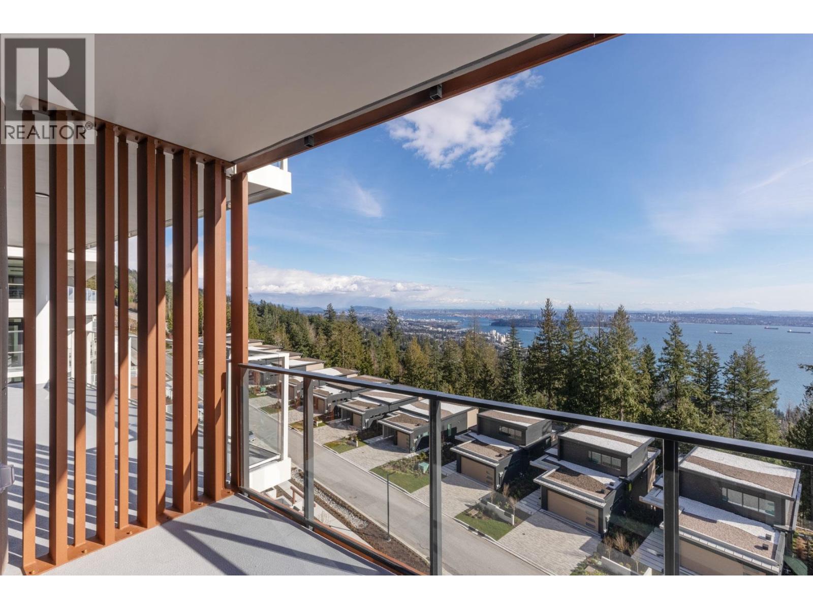 802 3963 UPLANDS WAY, West Vancouver