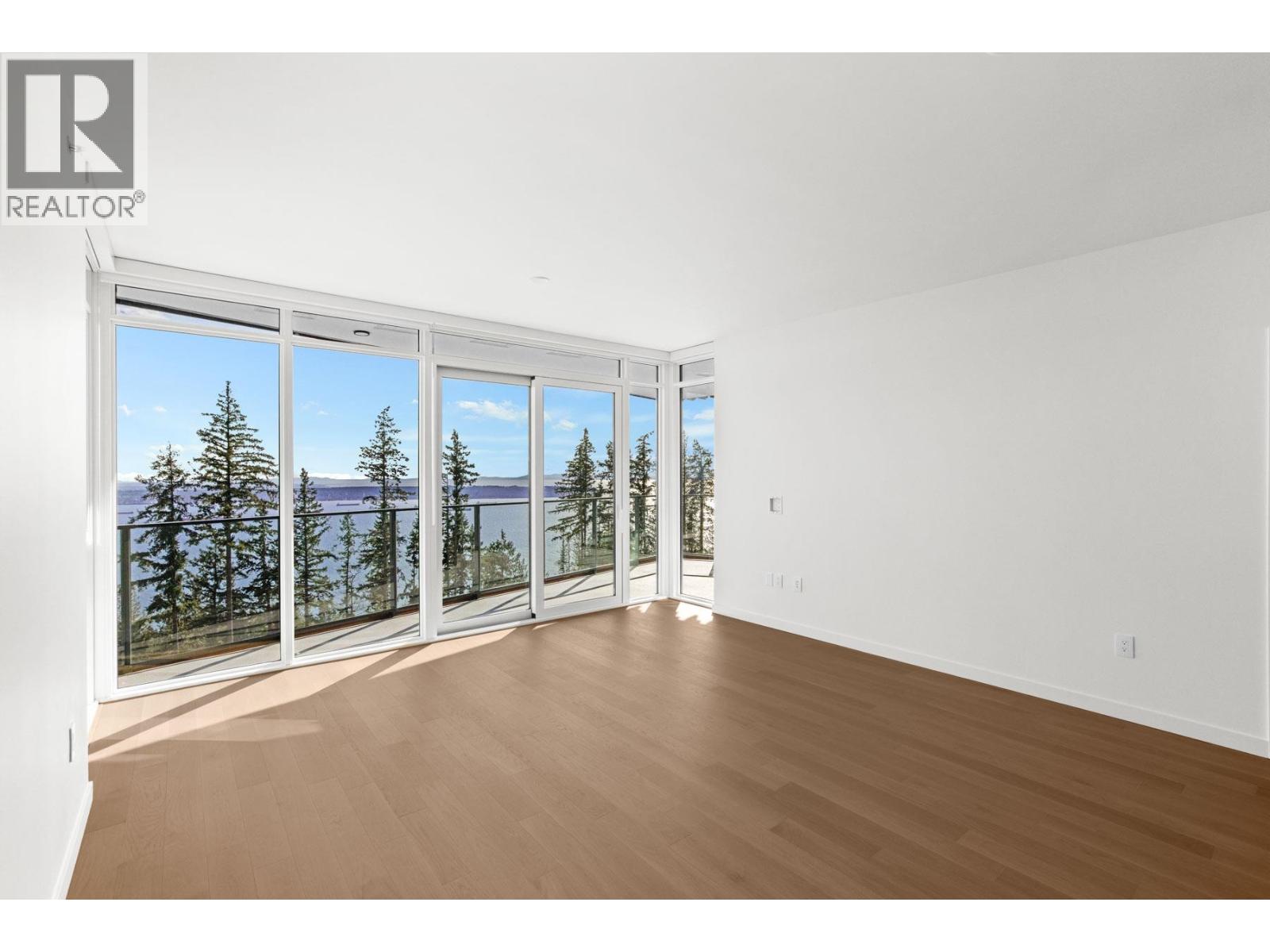 802 3963 UPLANDS WAY, West Vancouver