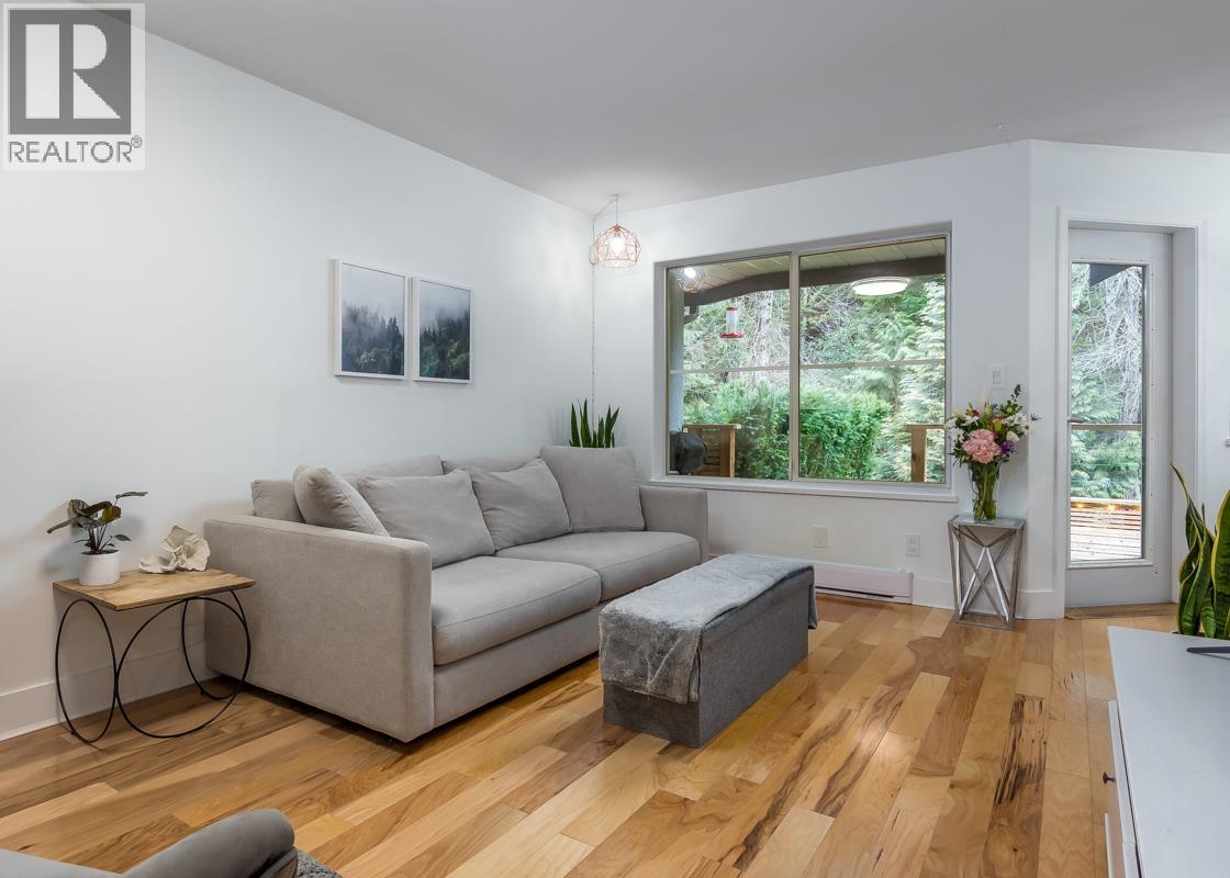 2 38247 WESTWAY AVENUE, Squamish