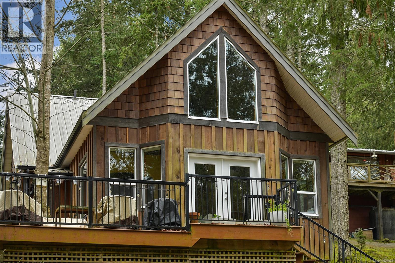  254 Mariners Way, Mayne Island