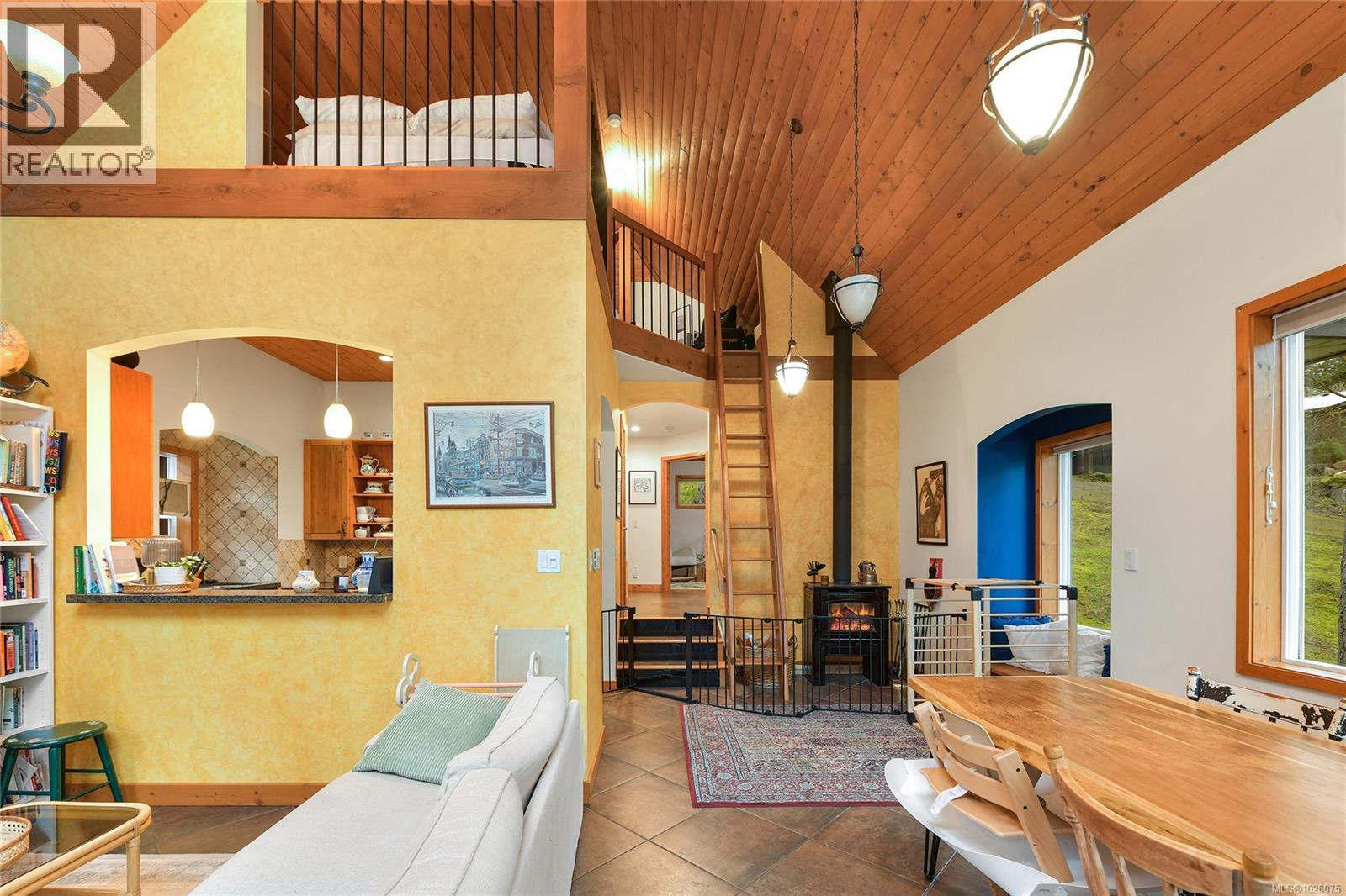  254 Mariners Way, Mayne Island