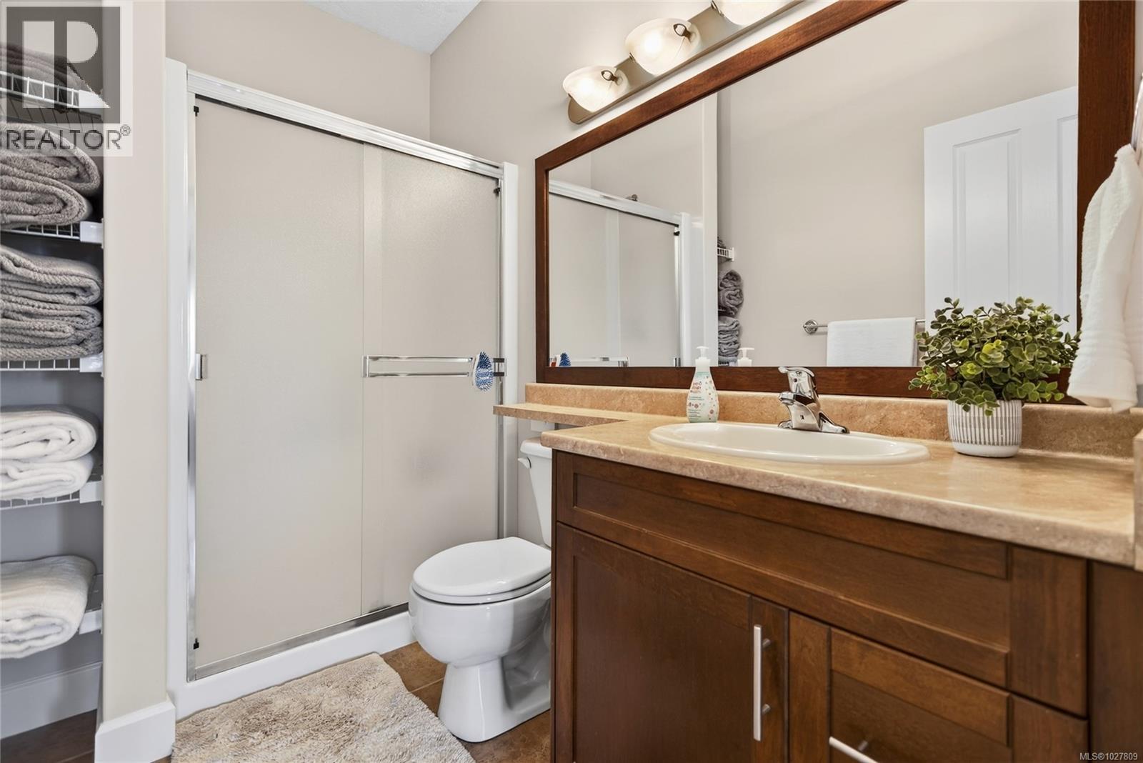 #221 930 BRAIDWOOD RD - 28