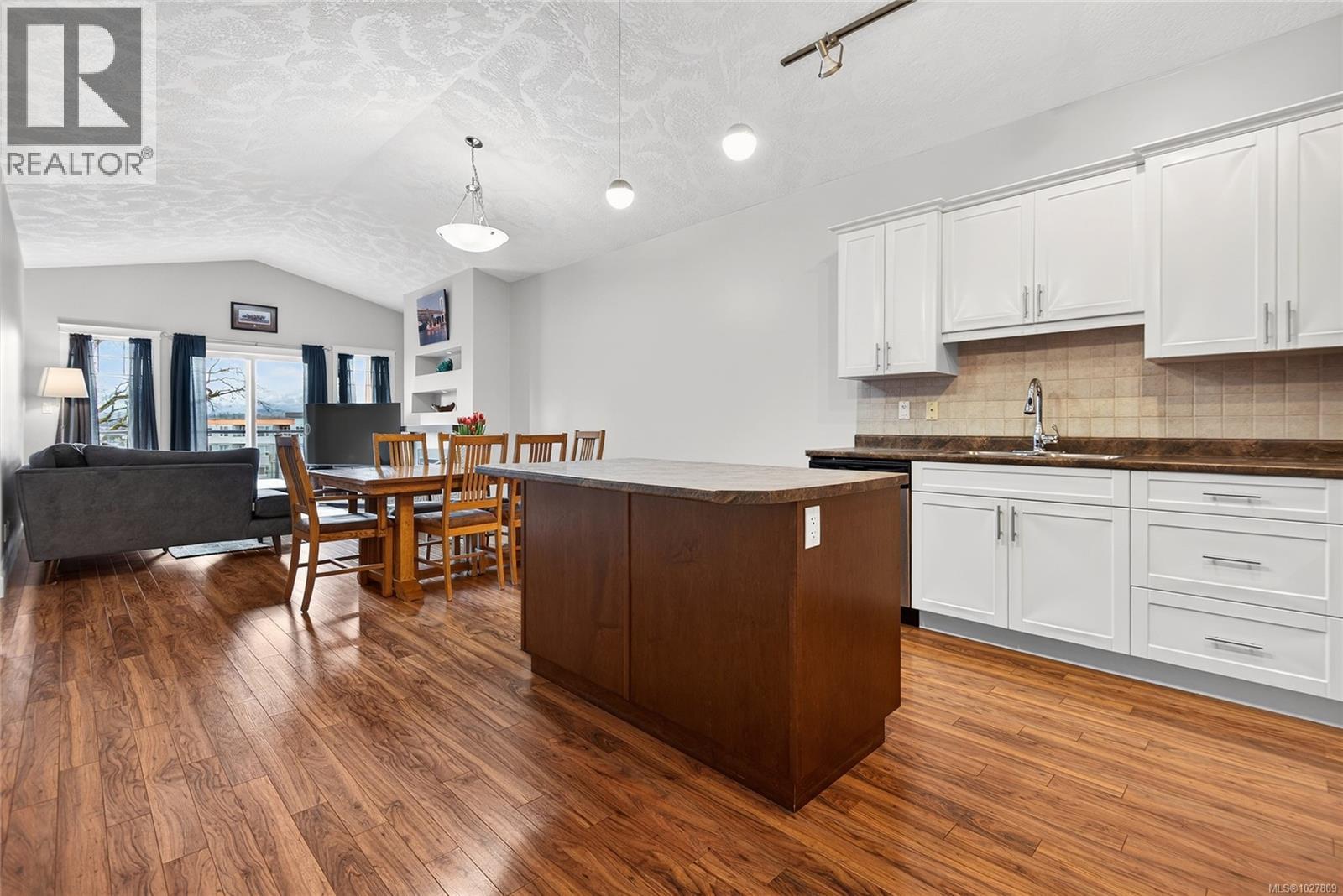 #221 930 BRAIDWOOD RD - 11