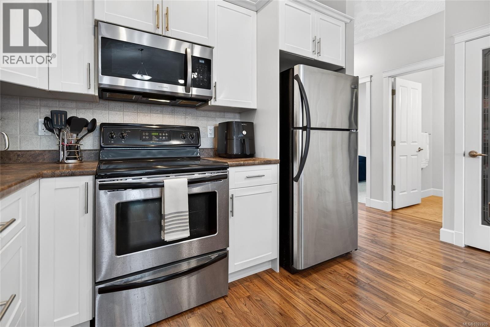 #221 930 BRAIDWOOD RD - 5