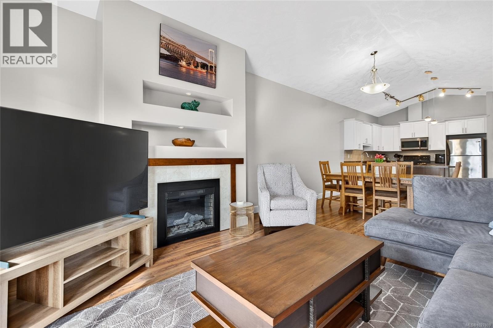 #221 930 BRAIDWOOD RD - 15