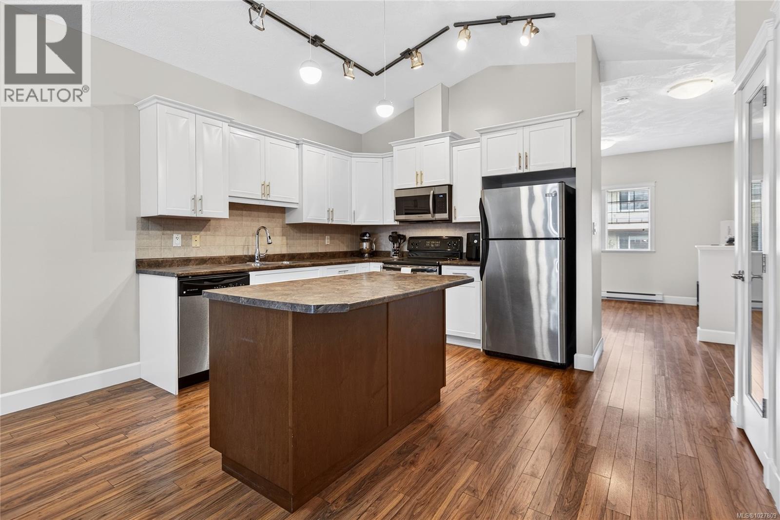 #221 930 BRAIDWOOD RD - 8