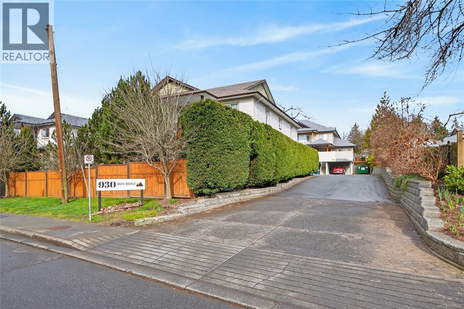 #221 930 BRAIDWOOD RD - 48