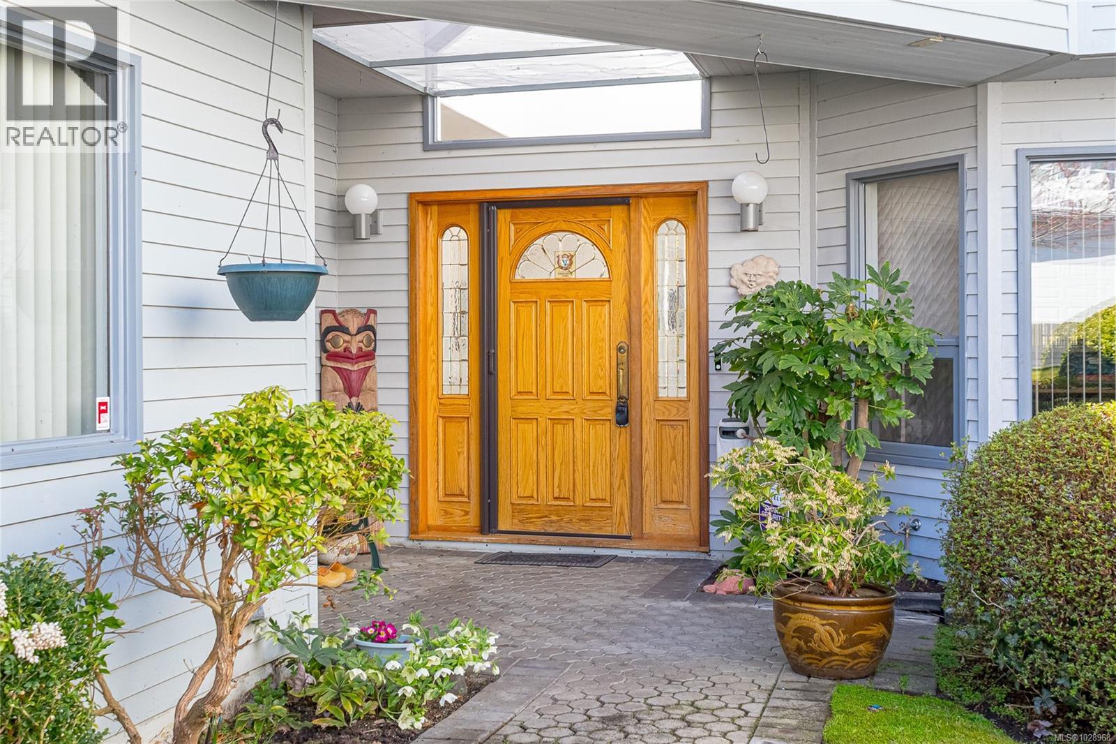 #4 1600 BRYNMARL RD - 13