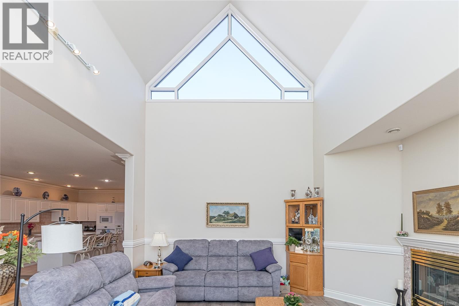 #4 1600 BRYNMARL RD - 16