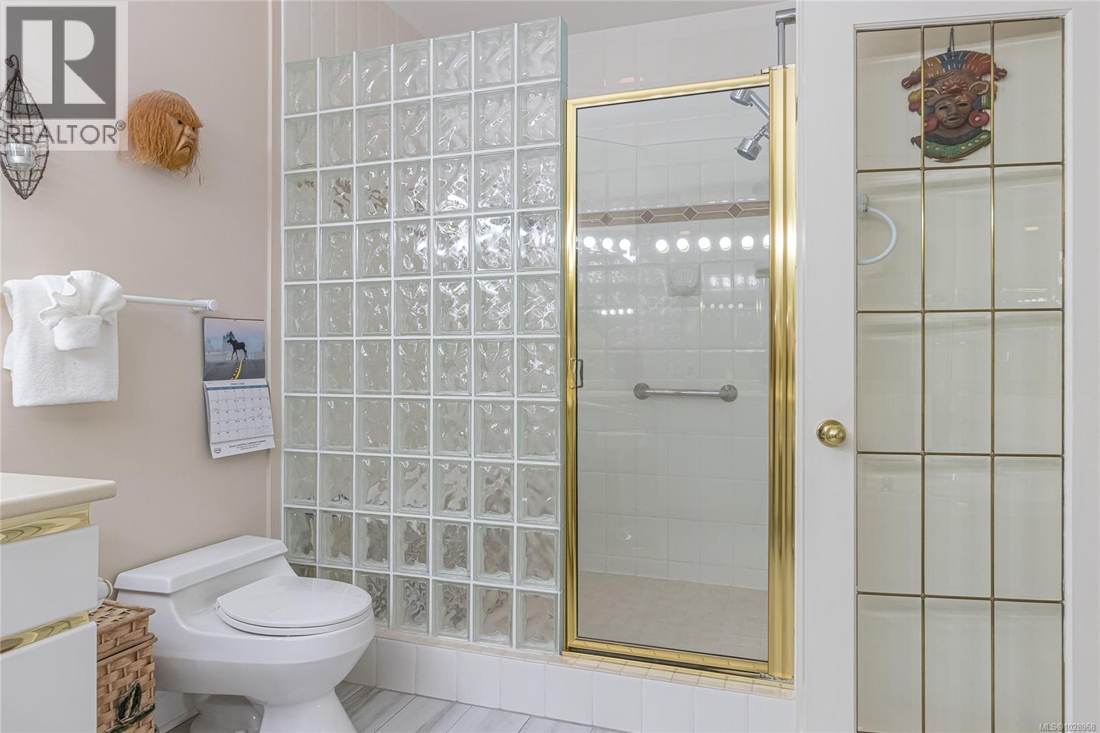 #4 1600 BRYNMARL RD - 32