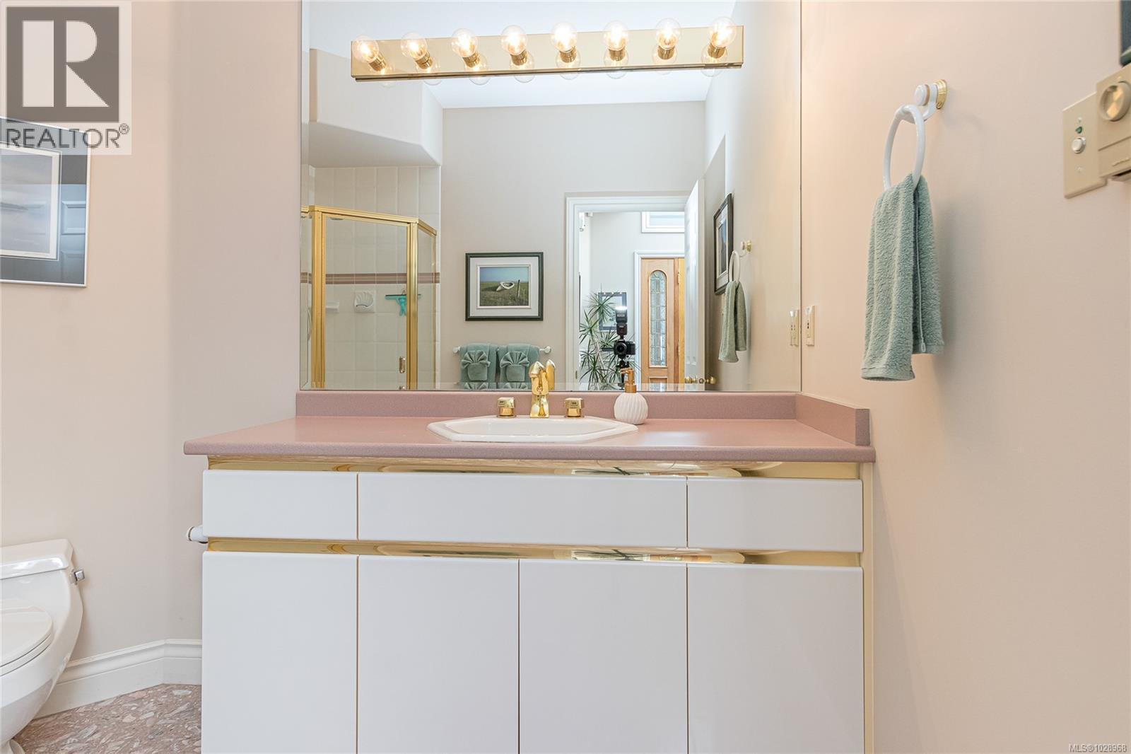 #4 1600 BRYNMARL RD - 36