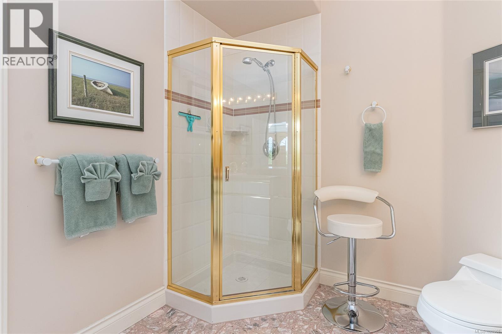 #4 1600 BRYNMARL RD - 37