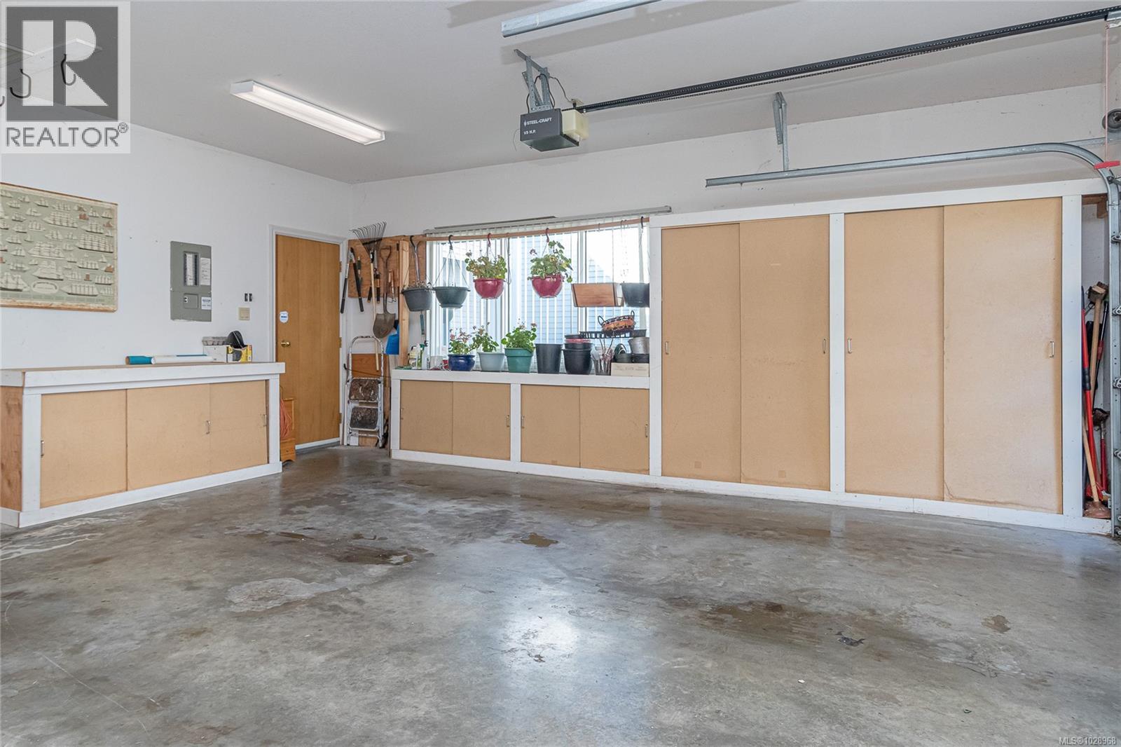 #4 1600 BRYNMARL RD - 41