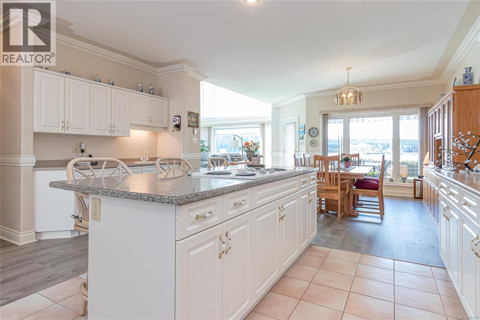 #4 1600 BRYNMARL RD - 5