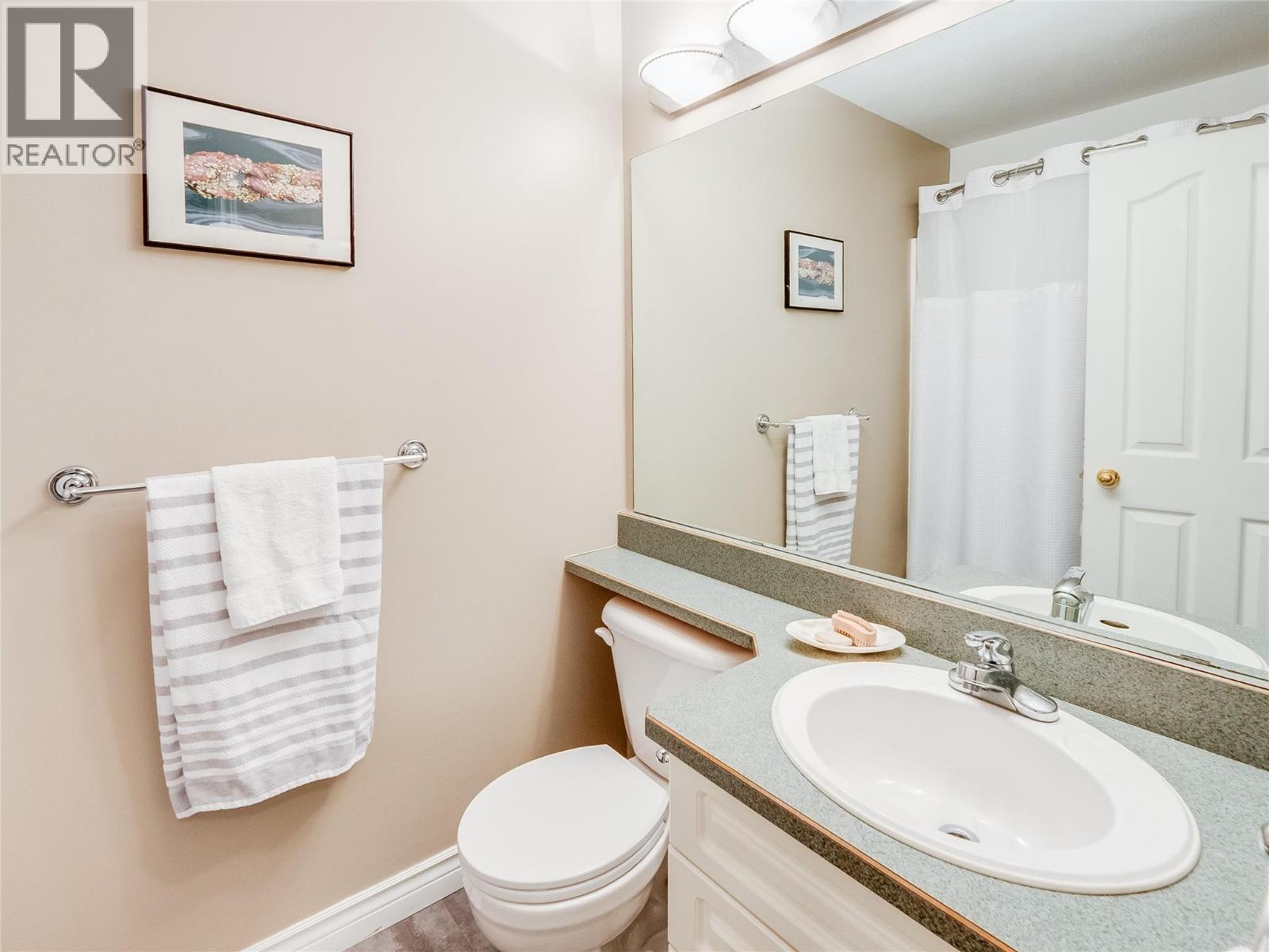 1479 37th Street, Castlegar