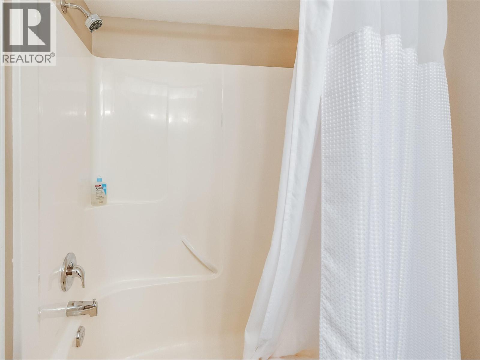 1479 37th Street, Castlegar