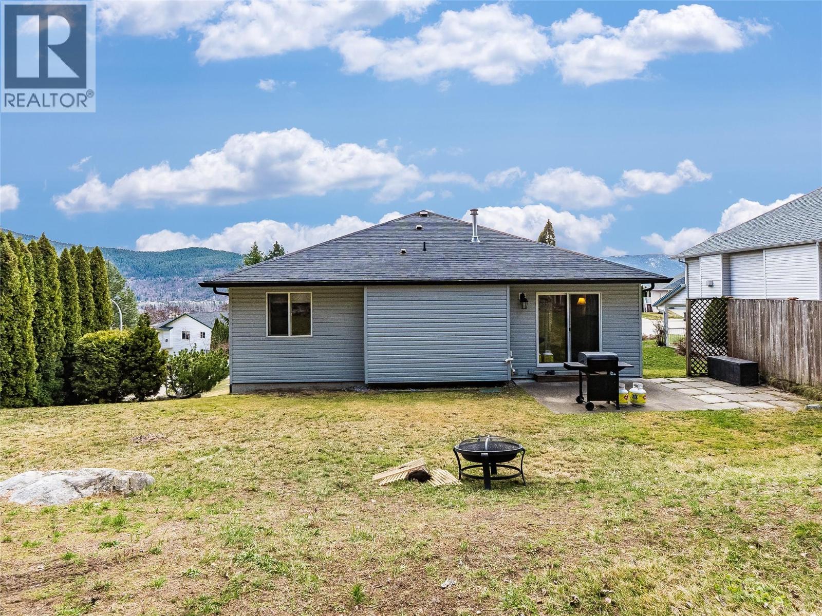 1479 37th Street, Castlegar