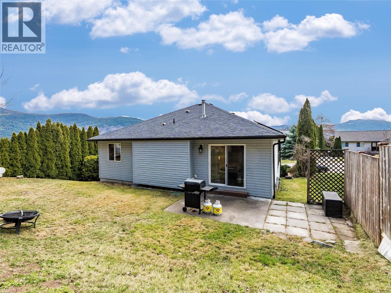 1479 37th Street, Castlegar