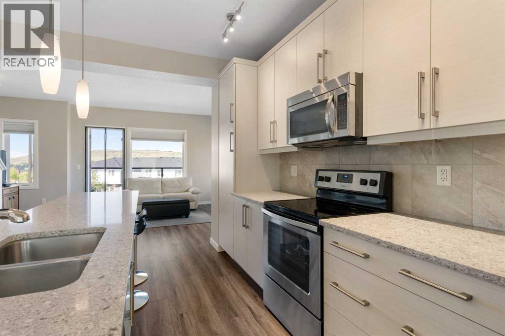 501 River Heights Drive, Cochrane