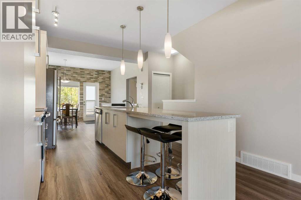 501 River Heights Drive, Cochrane