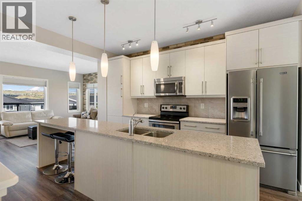 501 River Heights Drive, Cochrane