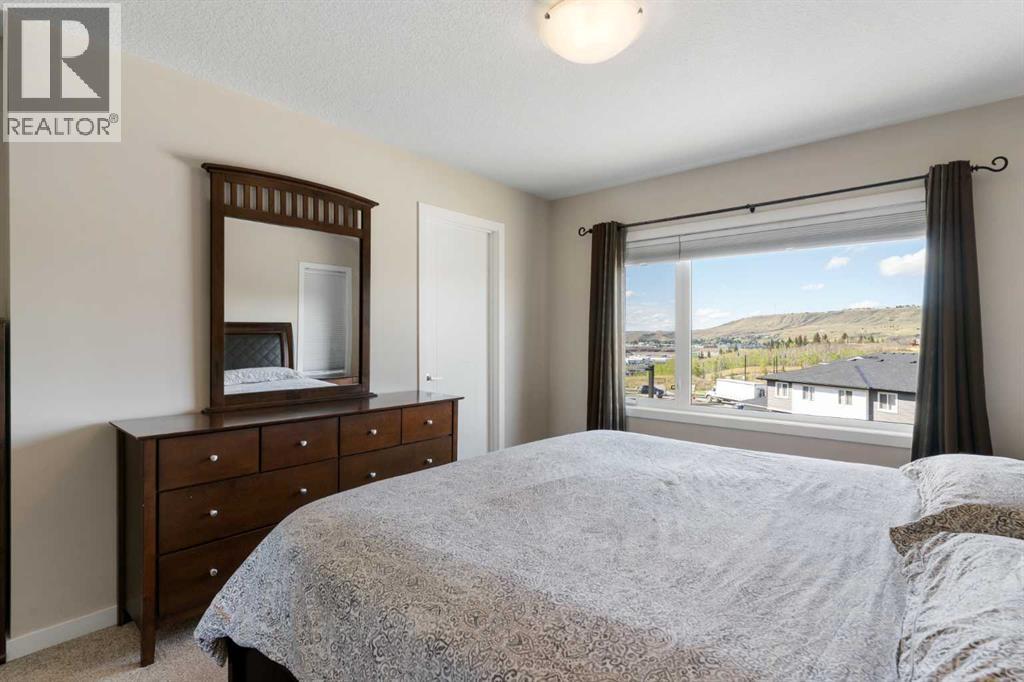 501 River Heights Drive, Cochrane