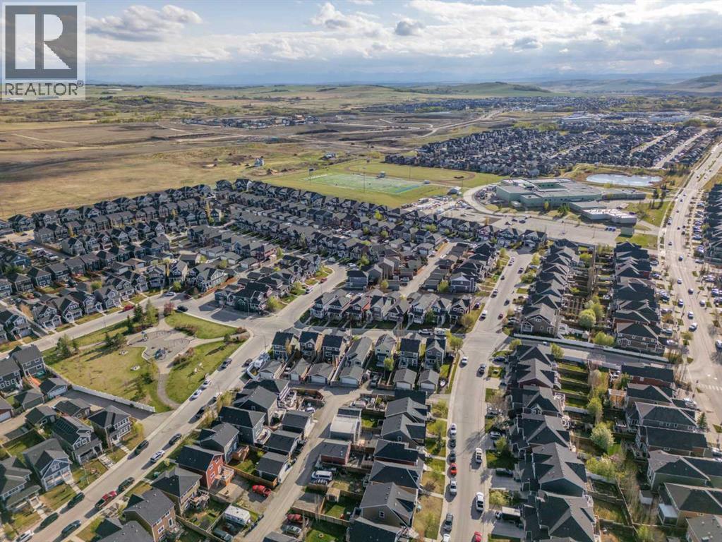 501 River Heights Drive, Cochrane