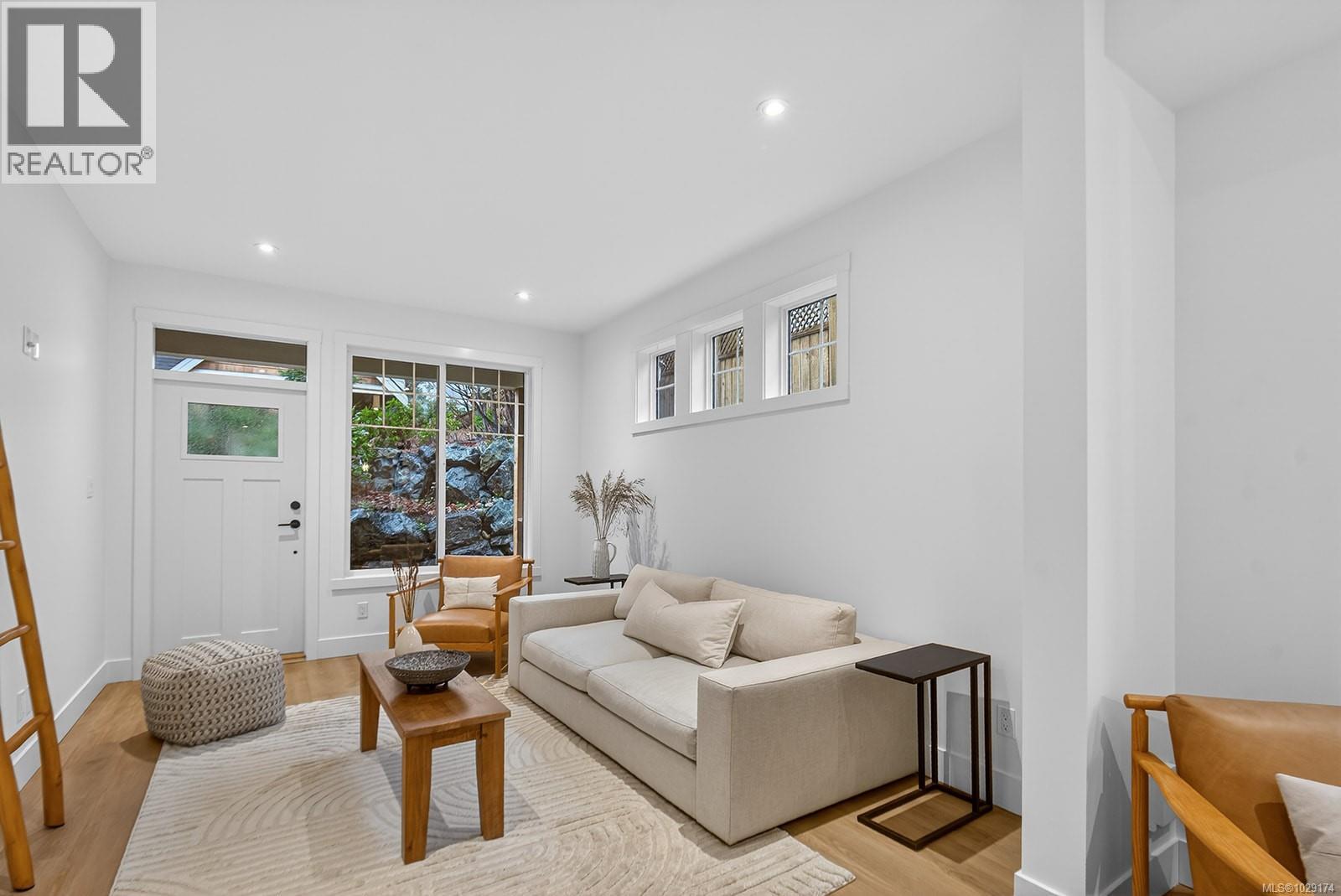 #100 3003 KEYSTONE DR - 16