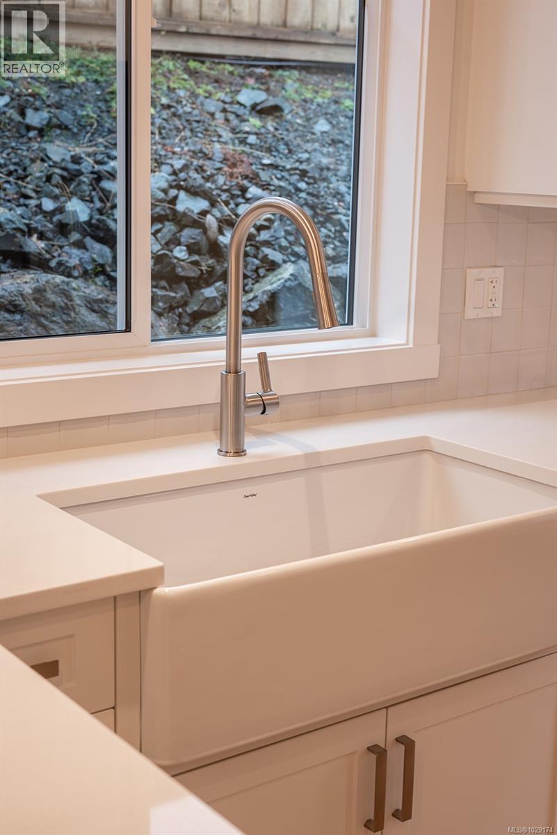 #100 3003 KEYSTONE DR - 41