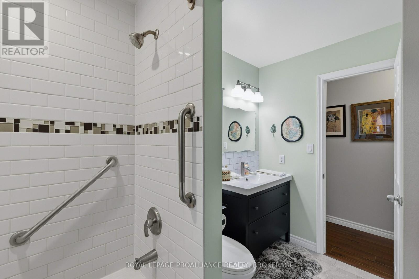 774 HIGH GATE PARK DRIVE — photo 22