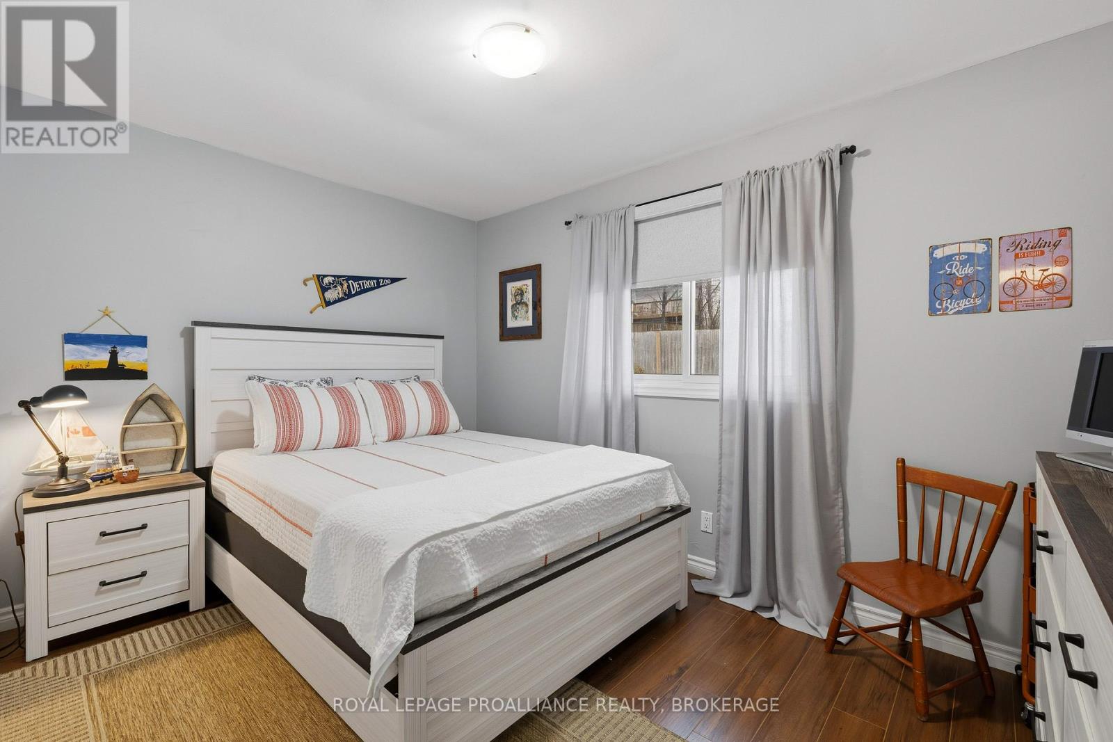 774 HIGH GATE PARK DRIVE — photo 25
