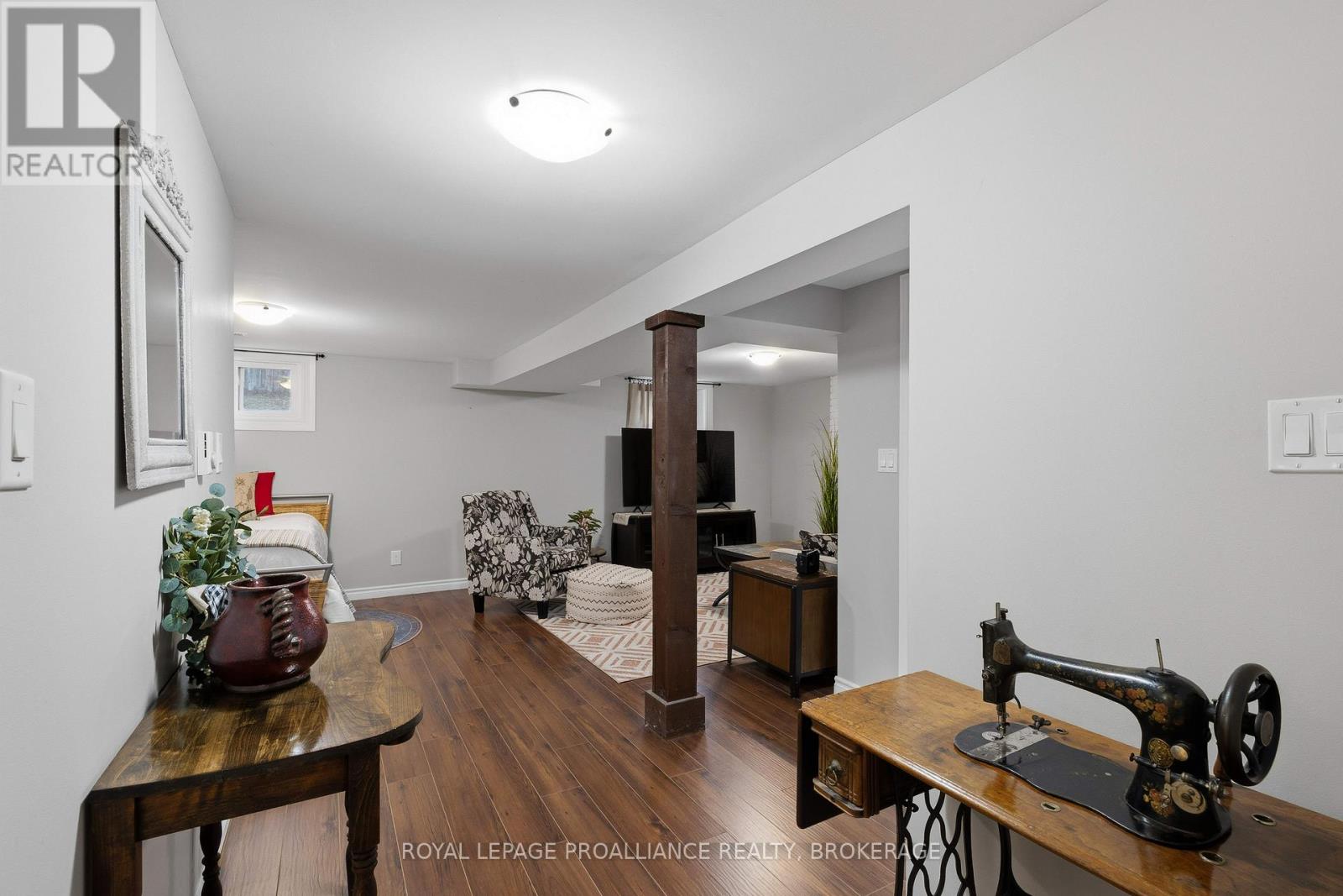 774 HIGH GATE PARK DRIVE — photo 30
