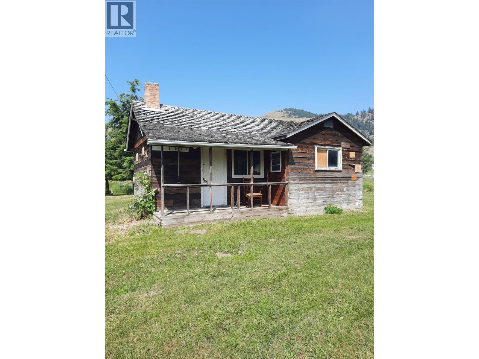 6045 Tower Road, Grand Forks